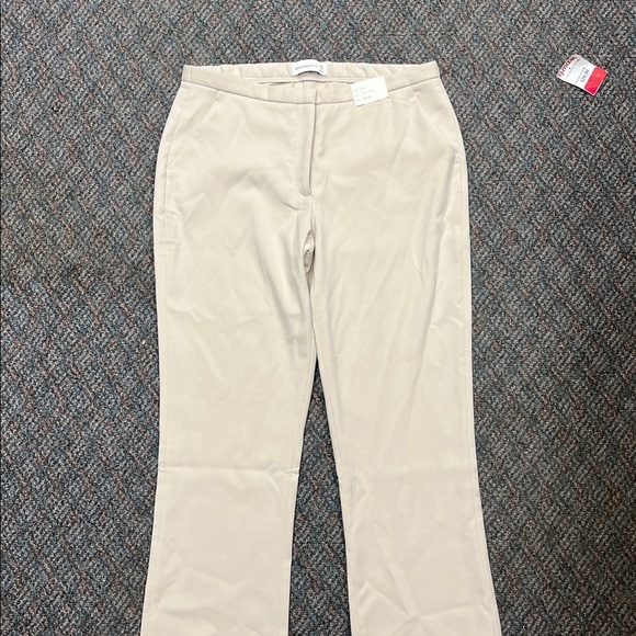 Abercrombie & Fitch Women’s Low Rise Slim Boot Fit Trousers 30/10s NWT - Picture 8 of 14